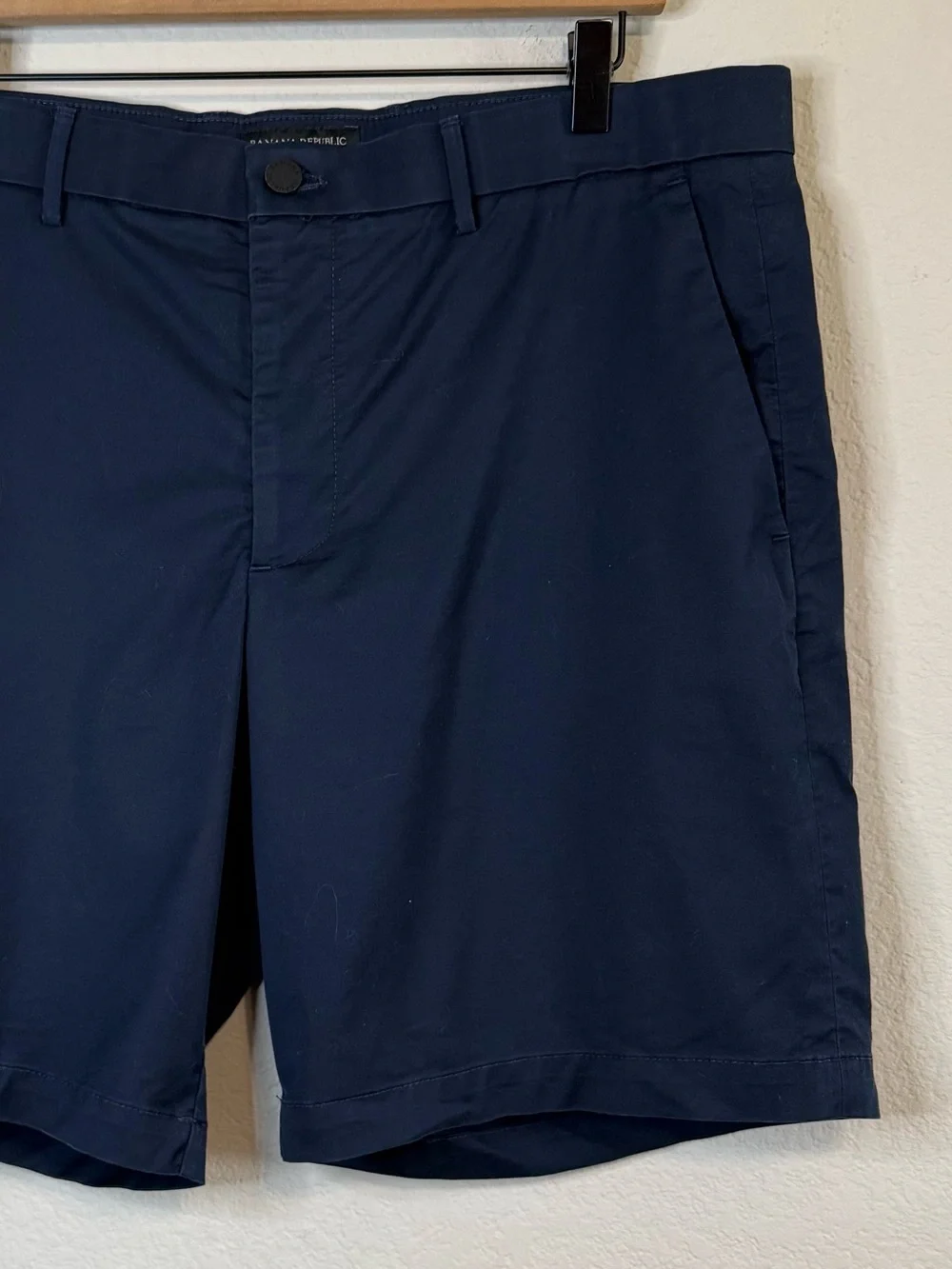 Banana Republic Core Temp Short Navy Blue 9” Mens Casual Preppy Shorts Size 36